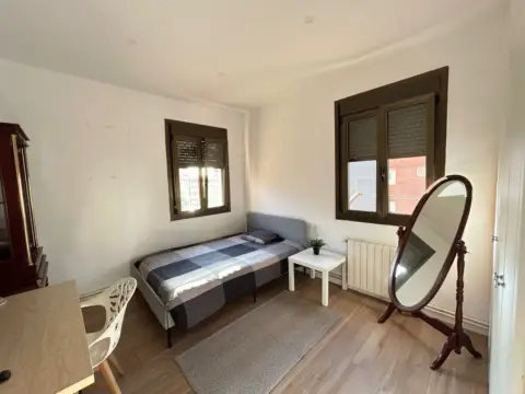 Habitación en Avda. Catalunya