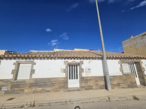 Casa en Almendricos