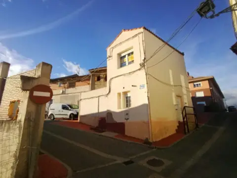 Casa en calle de Pinilla