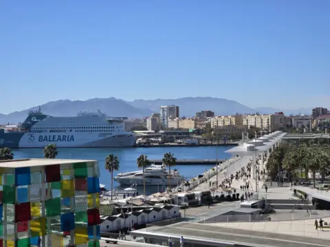 Piso en Paseo de la Farola, 1