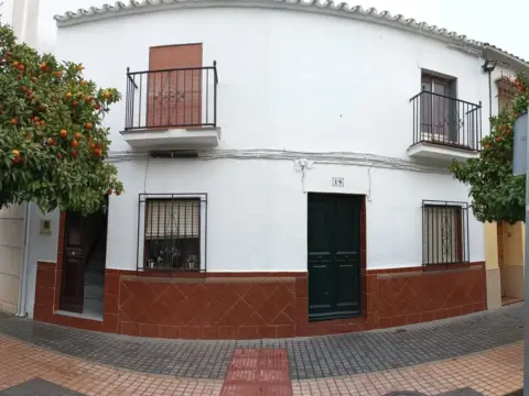 Casa en Avenida de Pío XII, 19