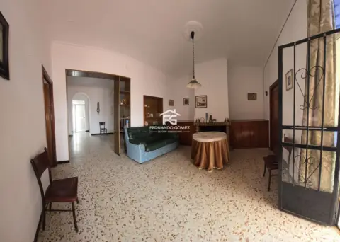 Casa en Pilas