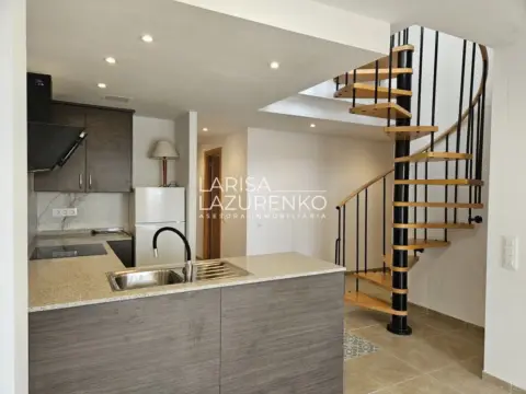 Dúplex en calle Dels Plats