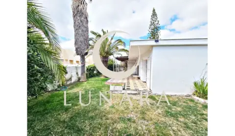 Chalet en Islacristina - Urbasur