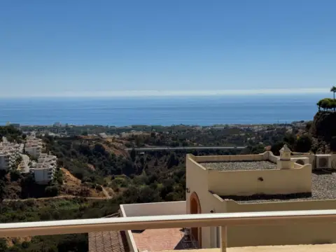 Apartamento en calle Cristóbal Colón, nº 4