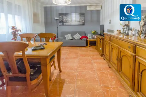 Casa en Benàmer