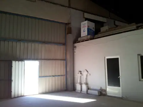 Nave industrial en calle San Froilan, 93