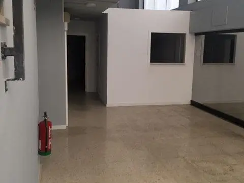 Local comercial en Mas Lluhí