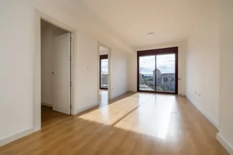 Piso en Plaza de la Iglesia, 11