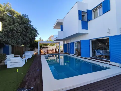 Chalet en Islantilla - Urbasur