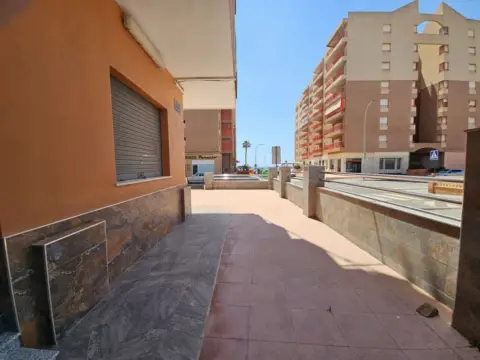 Local comercial en Las Yucas