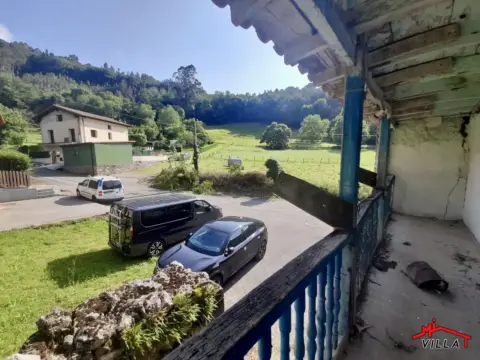 Casa en Ramales de La Victoria