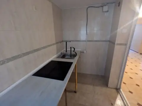 Piso en calle de Centauro, 2