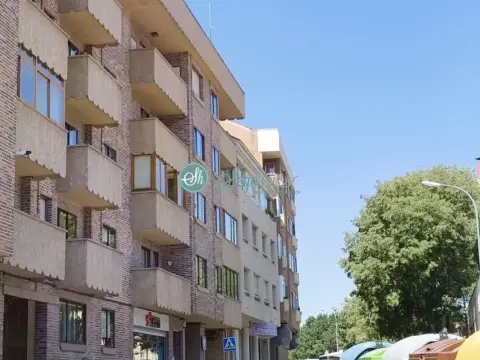 Piso en Centro - Ezequiel González