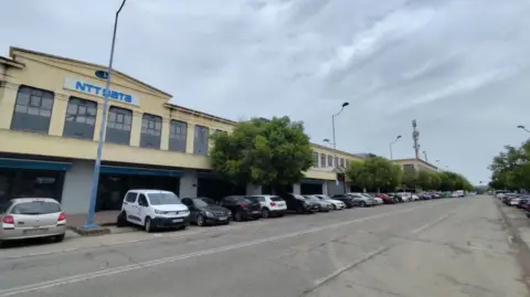 Oficina en calle Américo Vespucio