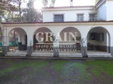 Chalet en Pinares del Jucar