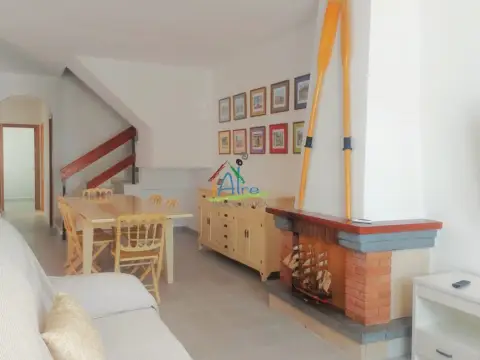 Casa adosada en Polígono Sector Cerceta