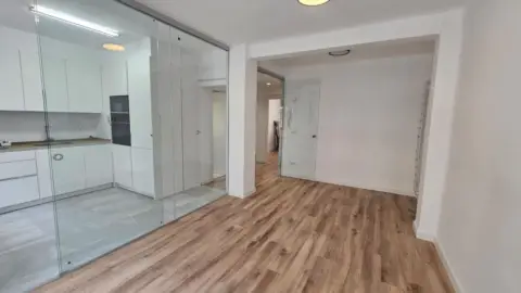 Piso en calle de los Herrán