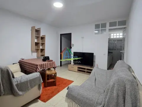 Apartamento en calle Fidalgo