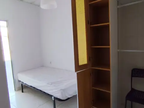 Habitación en Cami Reial