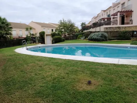 Casa adosada en Islantilla - Campo de Golf