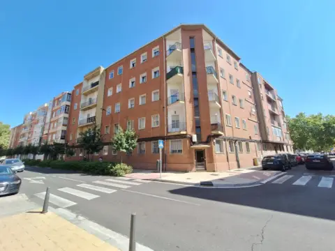 Piso en calle de la Fuente El Sol