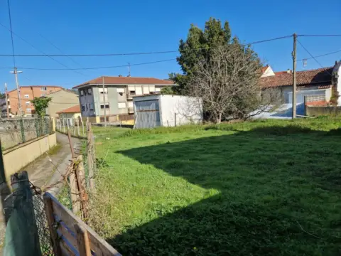 Terreno en calle Torres