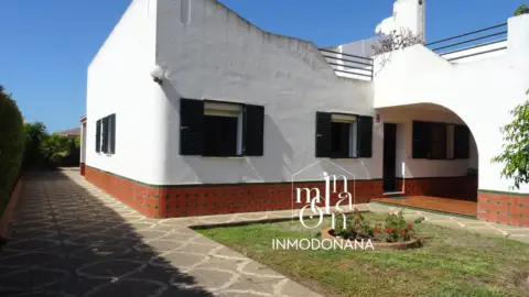 Chalet pareado en Sector Boliche