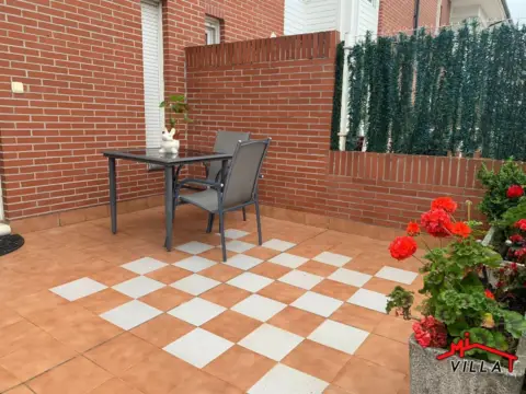 Casa adosada en Puntal