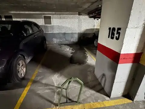 Garaje en calle de Luis Montoto