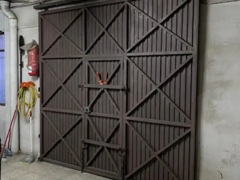 Nave industrial en La Plana - Montesa
