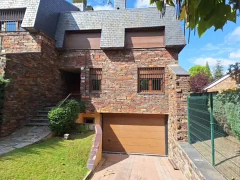 Chalet en Soto de La Moraleja
