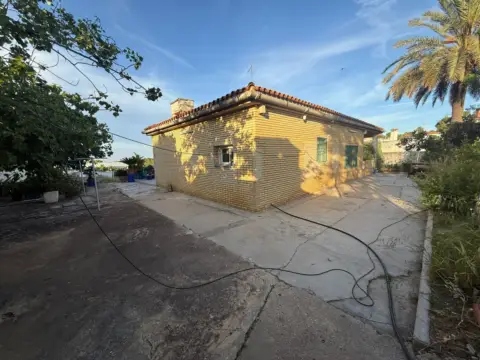 Chalet en Urbanizaciones