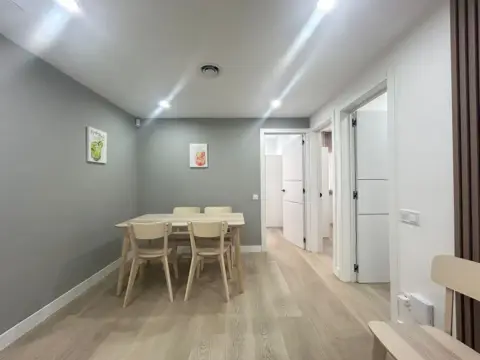 Piso en Avda. Catalunya