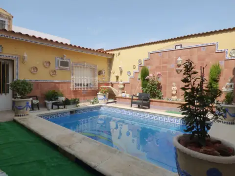 Chalet en Aguas Nuevas