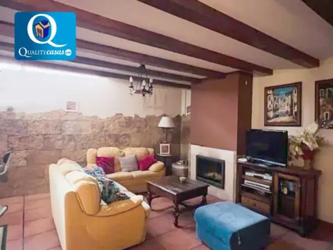 Chalet pareado en Monforte del Cid