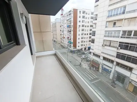 Piso en calle de Cataluña, 14