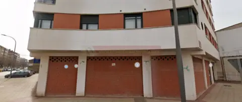 Local comercial en Cascajos