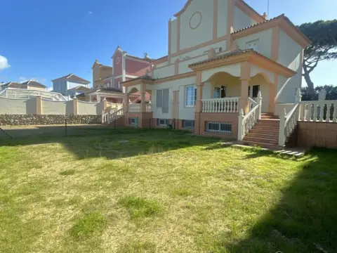 Casa adosada en Sector Nutria