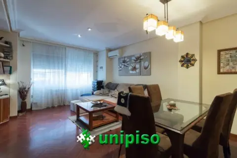 Piso en Vereda Estudiantes