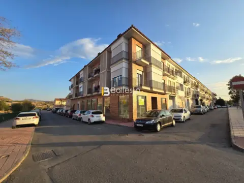 Local comercial en Ctra N-340