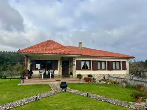 Casa en Carballo