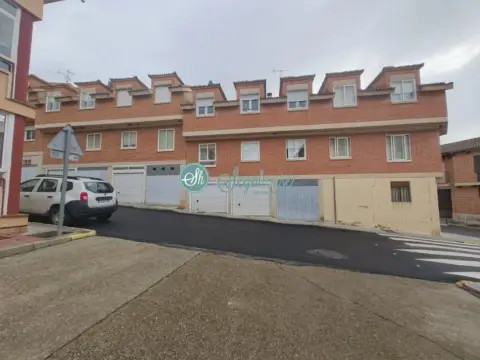 Piso en Lastrilla (La)