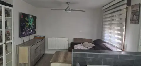 Piso en Grupo Mendialde