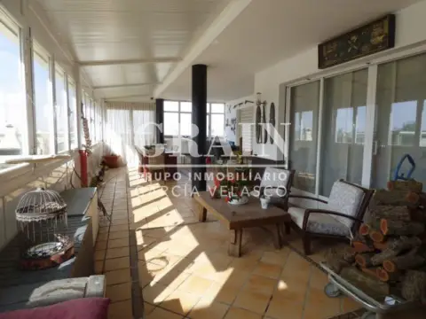 Chalet en Urb. Miralcampo