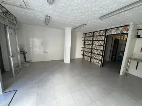 Local comercial en calle Estrella Polar