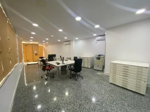 Local comercial en Centro
