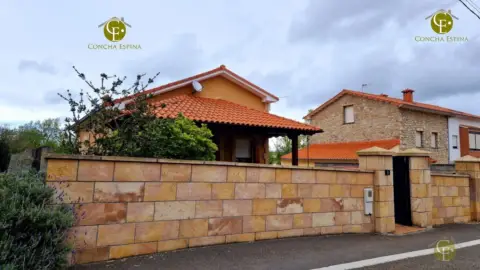 Chalet en calle La Llana