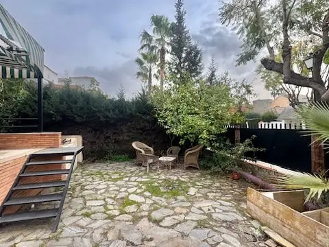 Chalet en calle Begoña