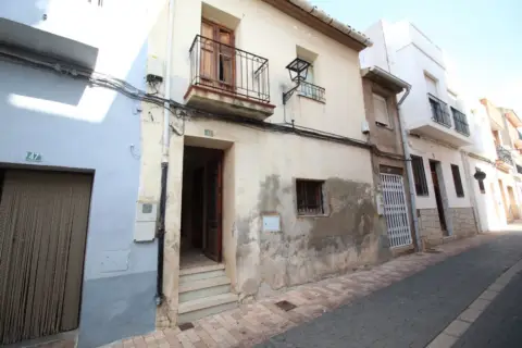 Casa en Almenara